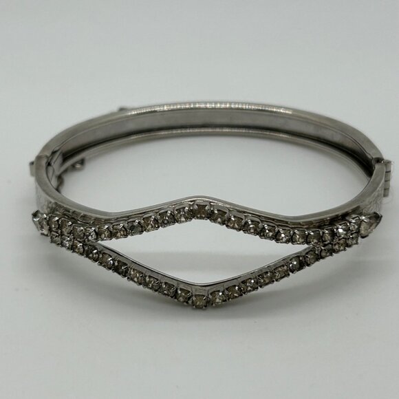 Vintage Silver-Tone Hinged Bangle Bracelet With Rhinestone Accents & Safety Chai - Picture 1 of 13